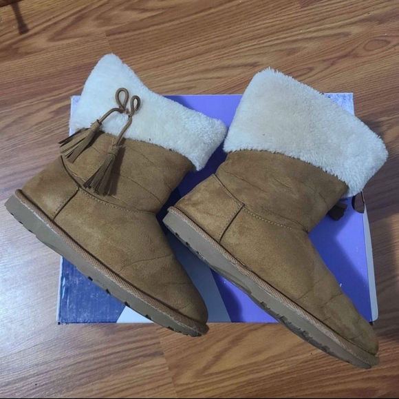 Arizona Jean Co. Girl boots size 3 - Picture 4 of 4